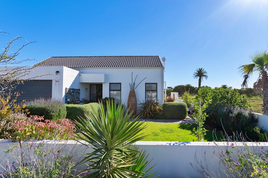 4 Bedroom Property for Sale in Shelley Point Western Cape